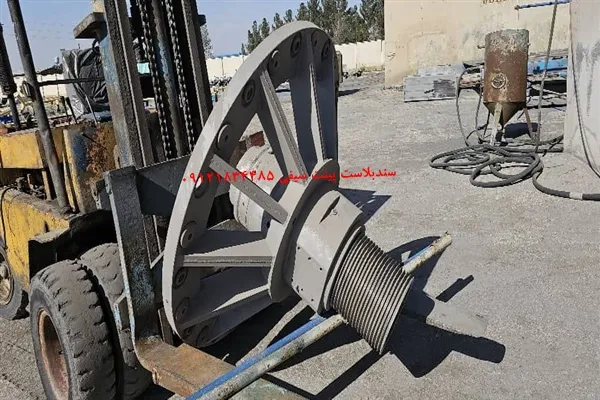 سندبلاست و رنگ‌آمیزی اپوکسی درپوش اسپیندل