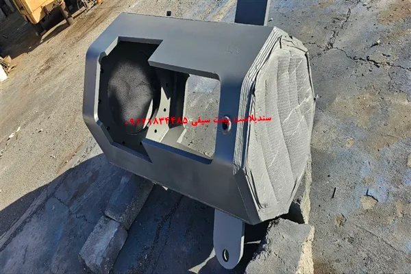 اجرای تخصصی سندبلاست و رنگ صنعتی سه‌لایه با پوشش پلی‌یورتان